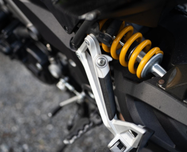 Motorcycle rear suspension shock absorber